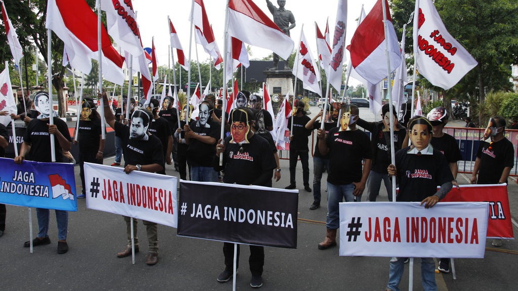 50 Slogan Hari Pahlawan untuk Spanduk hingga Pidato 50 Slogan Hari Pahlawan untuk Spanduk hingga Pidato
