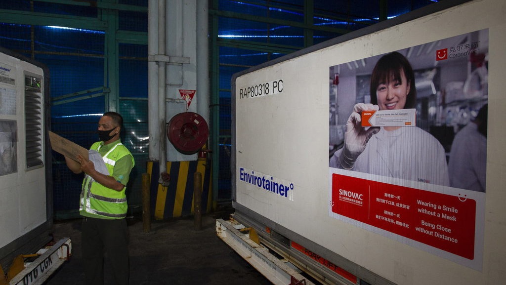 Vaksin Sinovac Tiba, Indonesia Kebut Izin Darurat BPOM & Fatwa MUI