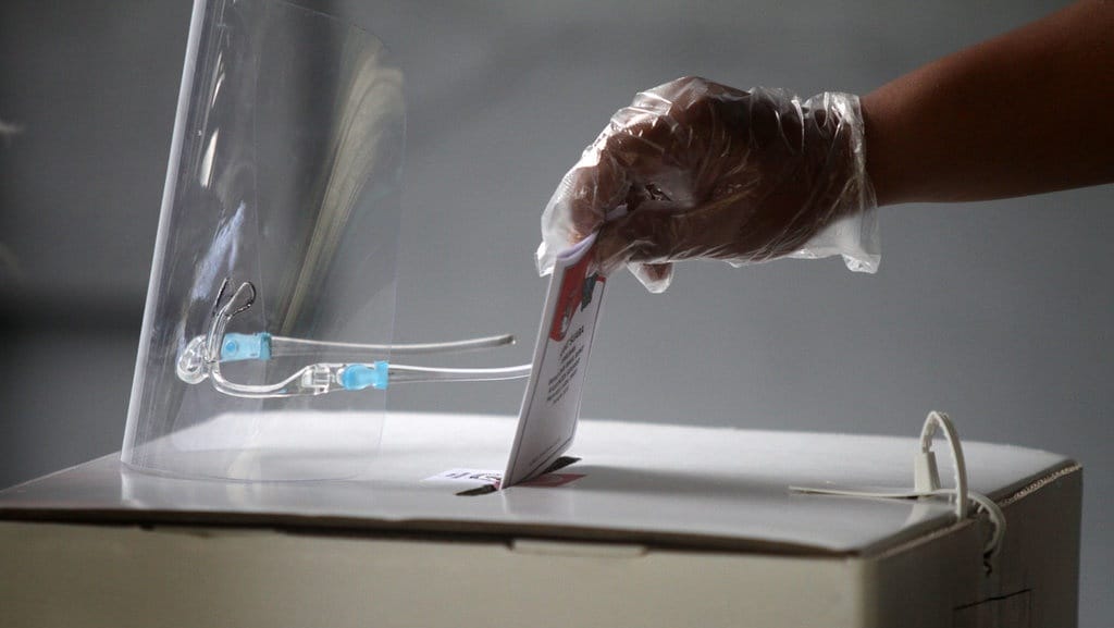 DPR Plinplan Revisi UU Pemilu: Diusulkan Sendiri, Ditolak Sendiri DPR Plinplan Revisi UU Pemilu: Diusulkan Sendiri, Ditolak Sendiri