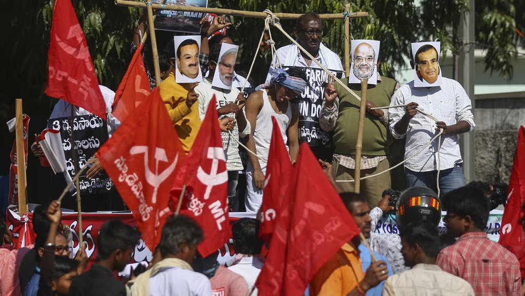 Aksi Mogok Terbesar Dunia: 250 Juta Manusia Protes Kebijakan Modi Aksi Mogok Terbesar Dunia: 250 Juta Manusia Protes Kebijakan Modi