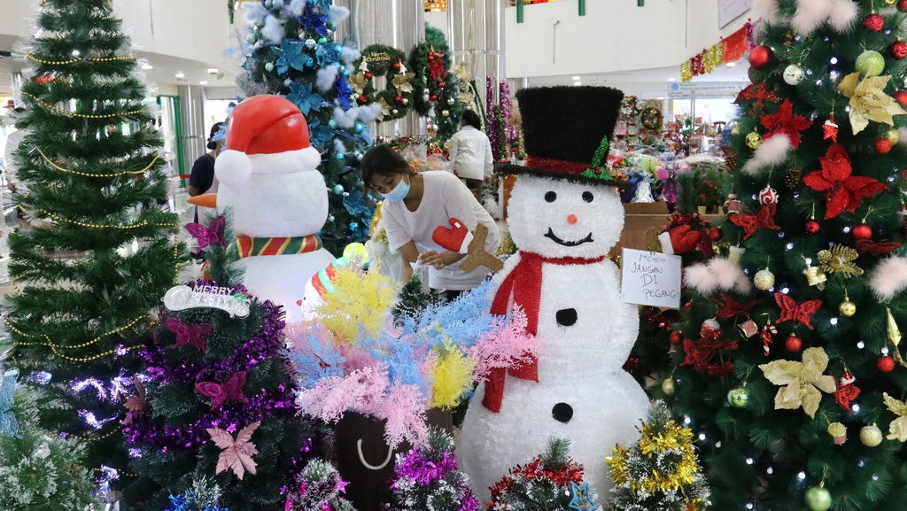 Contoh Kartu Natal dan Cara Membuatnya dengan Canva Contoh Kartu Natal dan Cara Membuatnya dengan Canva