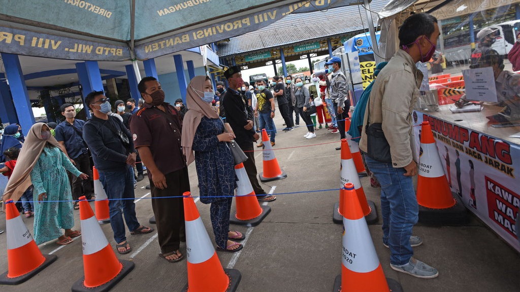 Syarat Naik Bus Libur Akhir Tahun 2020: Wajib Antigen di Jawa-Bali Syarat Naik Bus Libur Akhir Tahun 2020: Wajib Antigen di Jawa-Bali