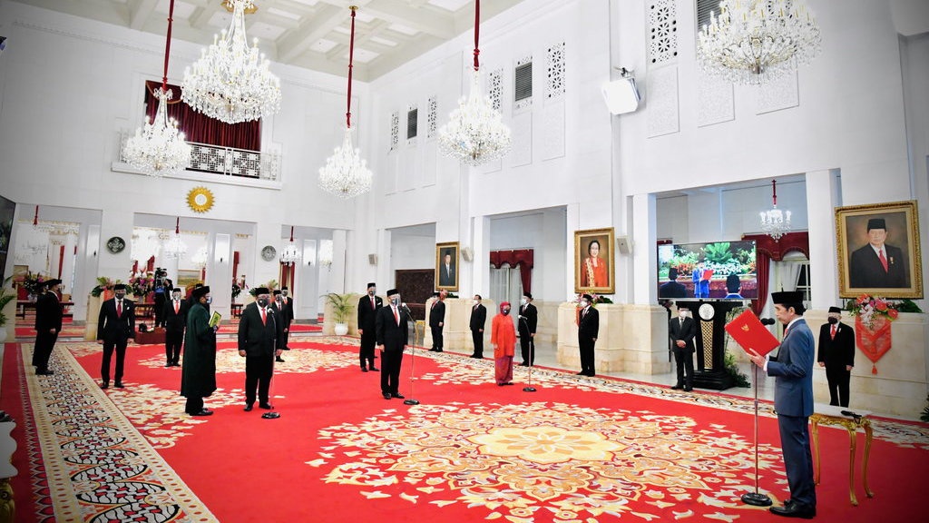 Isu Reshuffle Kabinet: Siapa Menteri yang Pernah Dicopot Jokowi? Isu Reshuffle Kabinet: Siapa Menteri yang Pernah Dicopot Jokowi?