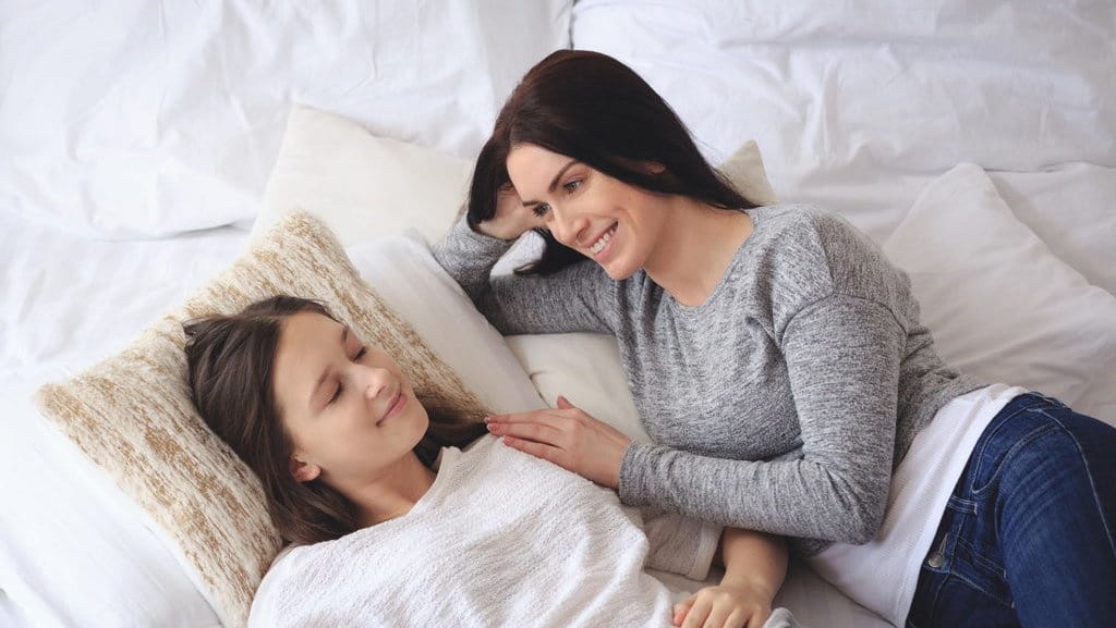 Hal Penting yang Harus Dihindari Saat Bicara dengan Anak-Anak Hal Penting yang Harus Dihindari Saat Bicara dengan Anak-Anak