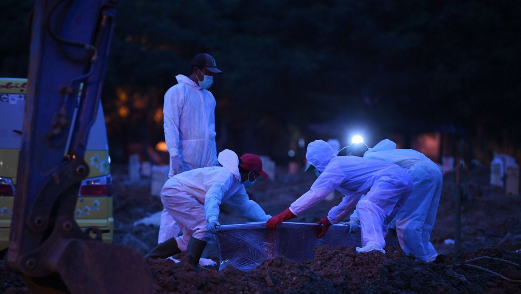 Ruang ICU COVID-19 Penuh, Lonjakan Kematian di Depan Mata Ruang ICU COVID-19 Penuh, Lonjakan Kematian di Depan Mata