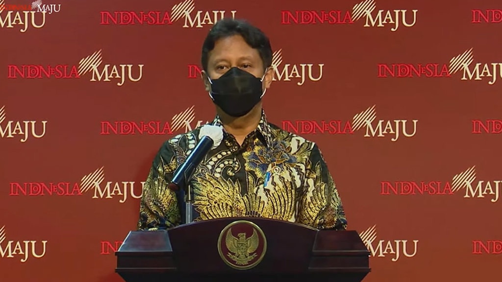 Menkes Budi Sebut 12 Penumpang Pesawat dari India Positif COVID-19 Menkes Budi Sebut 12 Penumpang Pesawat dari India Positif COVID-19