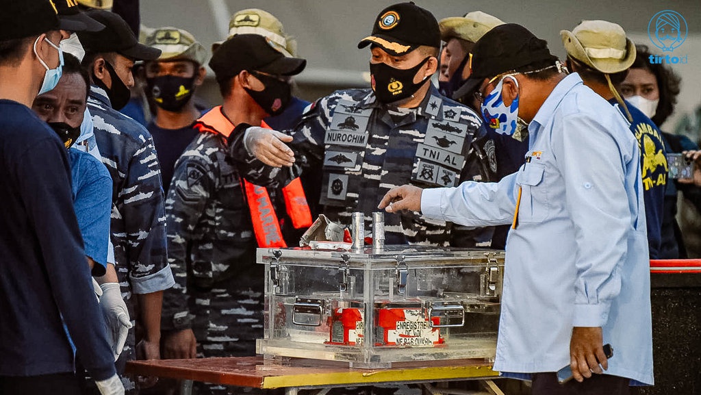 Pencarian Sriwijaya SJ-182 Dihentikan Sementara karena Cuaca Buruk