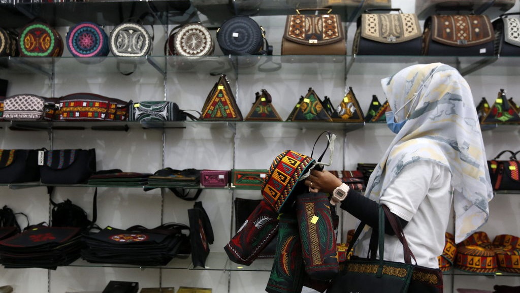 Bagaimana Marketing Online Bisa Bantu UMKM Bertahan saat Pandemi? Bagaimana Marketing Online Bisa Bantu UMKM Bertahan saat Pandemi?