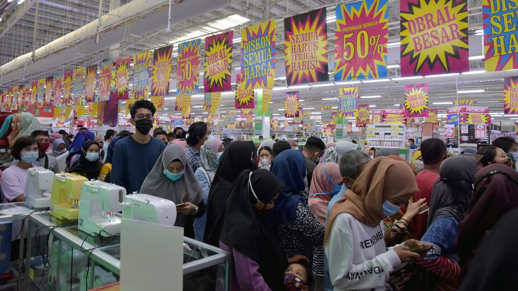 Macam-Macam Kebutuhan Manusia dan Contohnya Macam-Macam Kebutuhan Manusia dan Contohnya