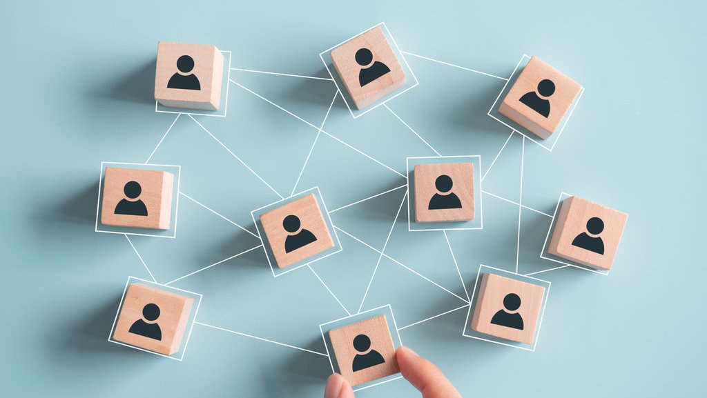 Mengenal Koperasi: Pengertian, Ciri-Ciri, Prinsip, dan Fungsinya Mengenal Koperasi: Pengertian, Ciri-Ciri, Prinsip, dan Fungsinya