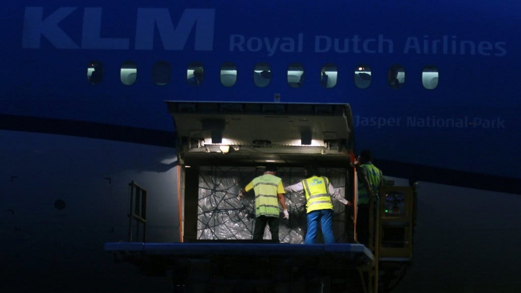 Kontroversi AstraZeneca, Vaksin COVID-19 yang Diimpor Indonesia