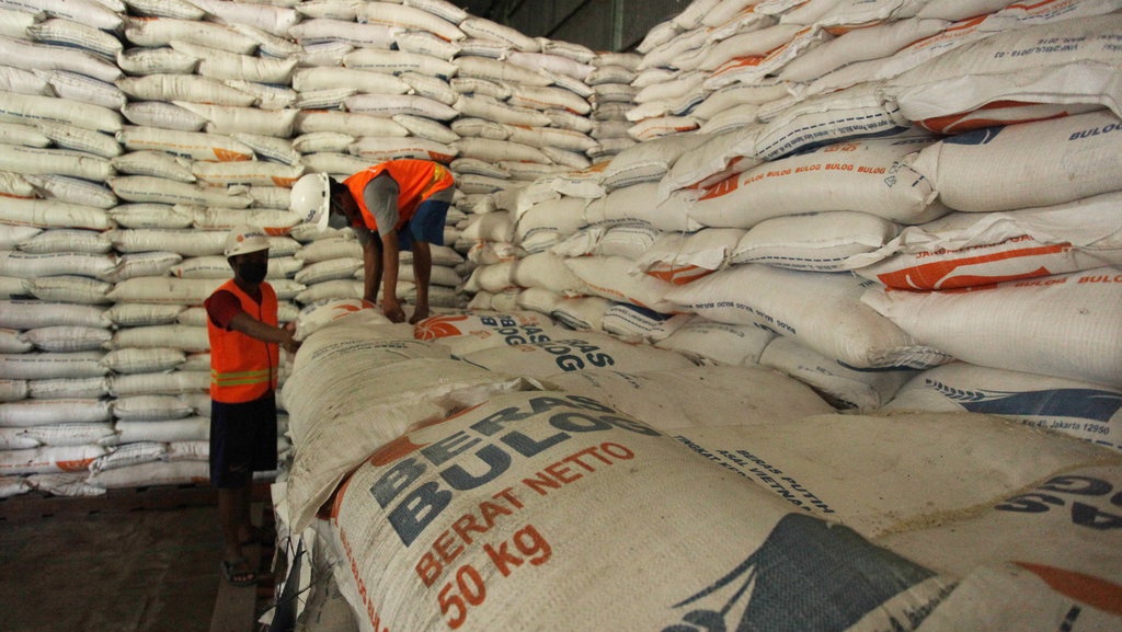 Beras Bulog Turun Mutu: dari Kualitas Gudang sampai Birokrasi Buruk