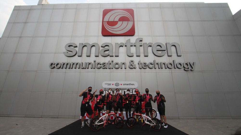Smartfren Luncurkan Jersey Sepeda Unlimited Hope