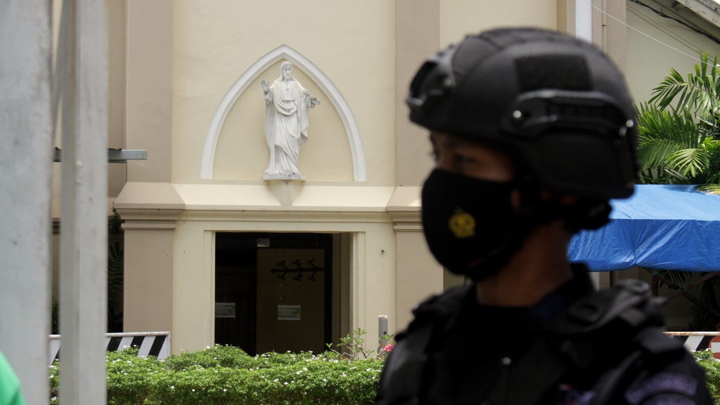 Apa Itu Terorisme: Arti, UU & Bagaimana Aturan Hukum di Indonesia? Apa Itu Terorisme: Arti, UU & Bagaimana Aturan Hukum di Indonesia?