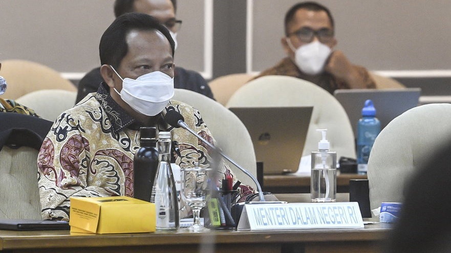 Aturan PPKM Level 4 & Alasan Makan di Warung Cukup 20 Menit Saja Aturan PPKM Level 4 & Alasan Makan di Warung Cukup 20 Menit Saja