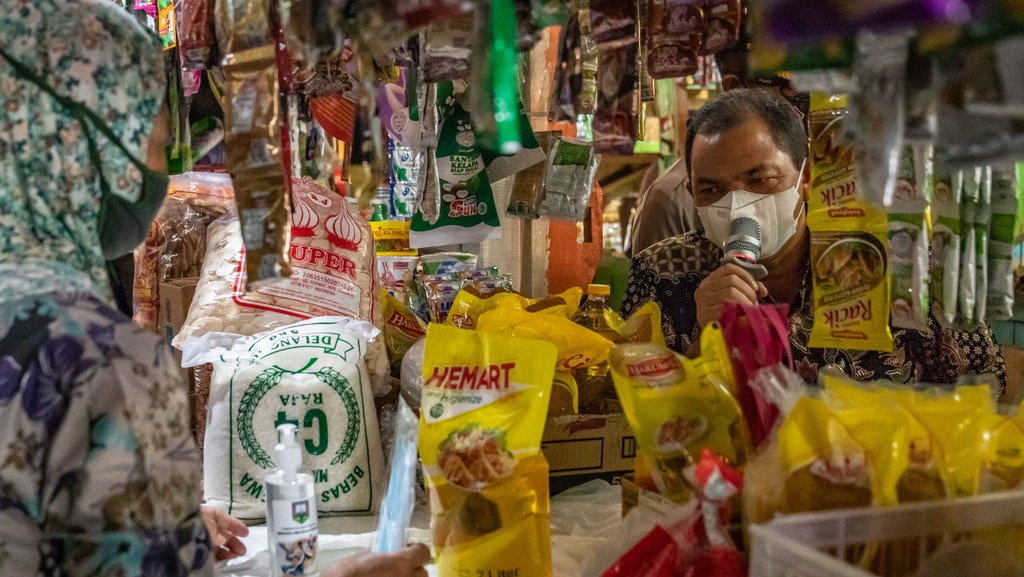 Sembako dan Sekolah Kena PPN, YLKI: Pemerintah Tak Manusiawi Sembako dan Sekolah Kena PPN, YLKI: Pemerintah Tak Manusiawi