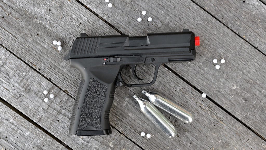 Staf Panitera PN Depok Jadi Tersangka Penodongan Pistol ke Warga Staf Panitera PN Depok Jadi Tersangka Penodongan Pistol ke Warga