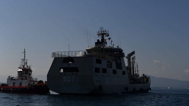 Apa Arti Bendera Setengah Tiang di Tragedi Kru KRI Nanggala 402?