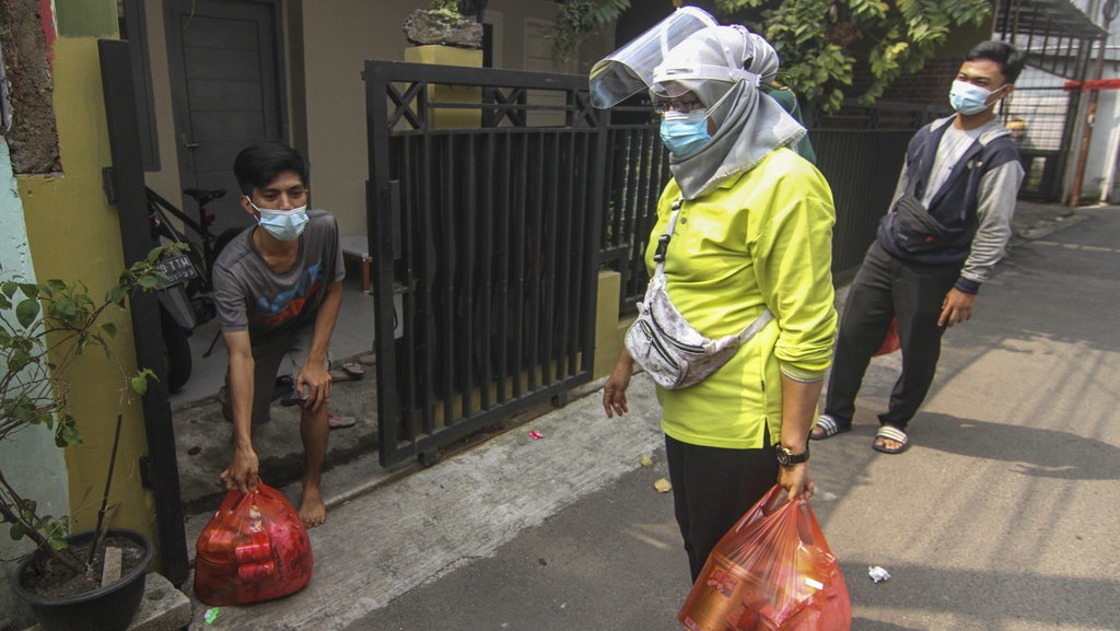 Pasien COVID yang Isoman Disarankan Rutin Buka Jendela Kamar Pasien COVID yang Isoman Disarankan Rutin Buka Jendela Kamar