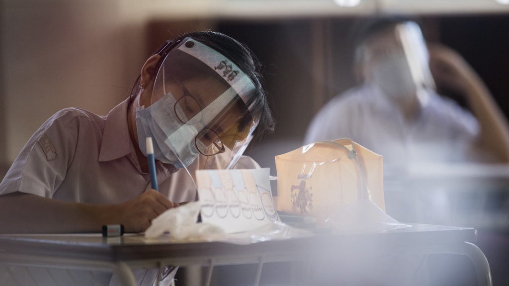 Kasus Melonjak, Pemkot Bandung Hentikan Uji Coba Sekolah Tatap Muka Kasus Melonjak, Pemkot Bandung Hentikan Uji Coba Sekolah Tatap Muka