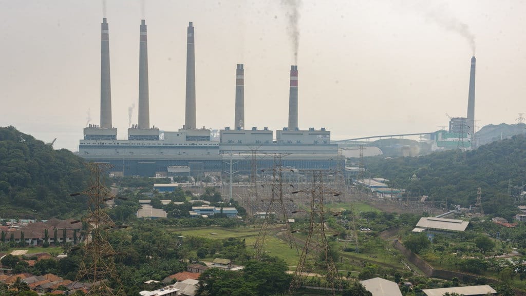 Pemerintah Siapkan Peta Jalan untuk Pensiunkan PLTU Batu Bara