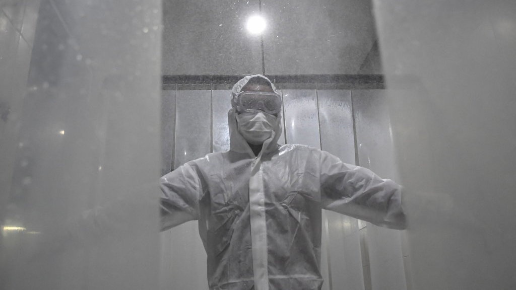 Positif COVID-19 DKI Tambah 4.144 Kasus, Melonjak Dua Kali Lipat Positif COVID-19 DKI Tambah 4.144 Kasus, Melonjak Dua Kali Lipat