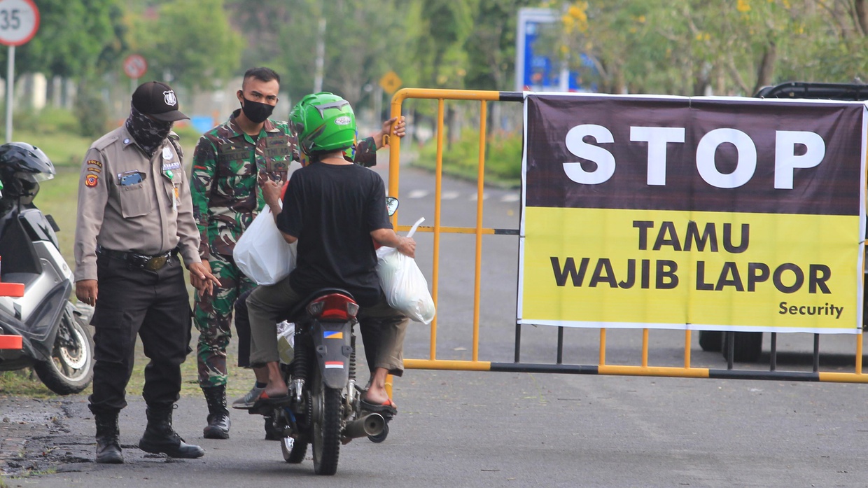 Pemerintah Perketat Karantina Pelaku Perjalanan Luar Negeri Pemerintah Perketat Karantina Pelaku Perjalanan Luar Negeri
