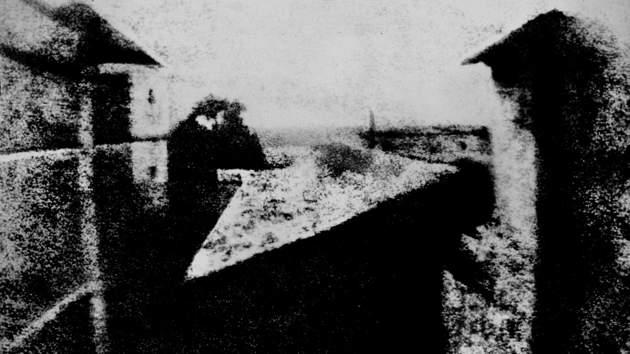 100 Tahun Penemuan Kamera, Foto Hitam Putih Tetap Jadi Pilihan 100 Tahun Penemuan Kamera, Foto Hitam Putih Tetap Jadi Pilihan