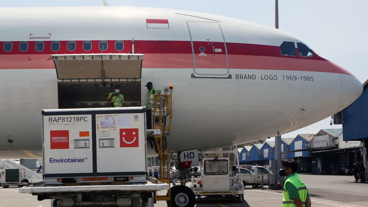 5 Juta Dosis Vaksin Sinovac Siap Pakai Tiba di Indonesia 5 Juta Dosis Vaksin Sinovac Siap Pakai Tiba di Indonesia