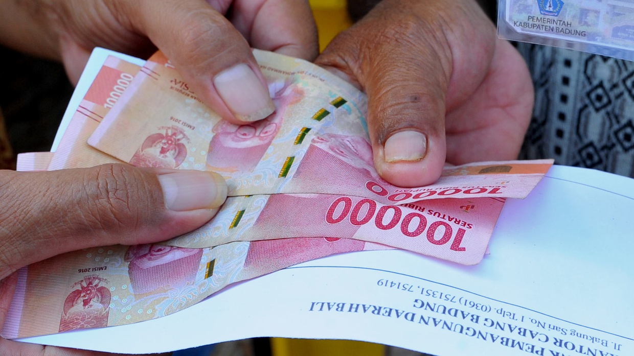 Cerita Warga Tak Tersentuh Bansos & Angka Kemiskinan yang Naik