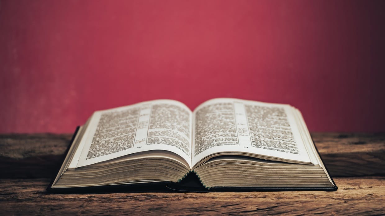 Isi Serat Wulangreh Pupuh Dhandhanggula 1-8 dan Artinya