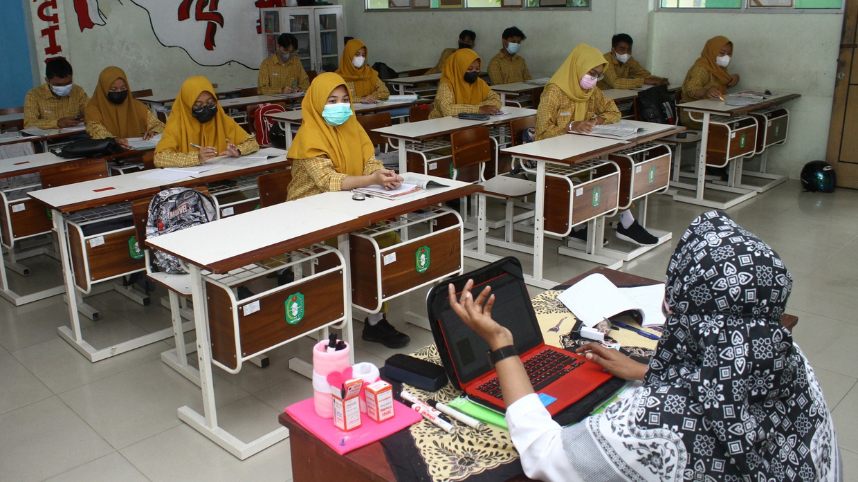 Apa Saja Contoh Campuran Heterogen dalam Kehidupan Sehari-hari?