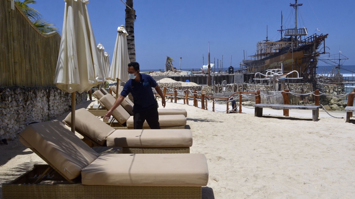 Satgas COVID-19 Luncurkan Panduan Wisata Satgas COVID-19 Luncurkan Panduan Wisata