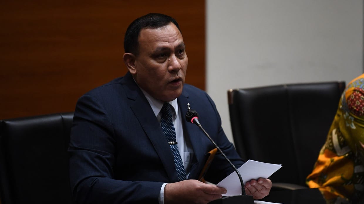 Ketua KPK Firli Bahuri Setuju Penerapan Hukuman Mati bagi Koruptor Ketua KPK Firli Bahuri Setuju Penerapan Hukuman Mati bagi Koruptor