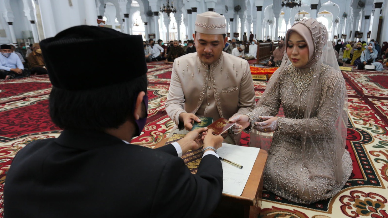 Bacaan Doa Walimatul Ursy, Arab, Latin dan Maknanya Bacaan Doa Walimatul Ursy, Arab, Latin dan Maknanya