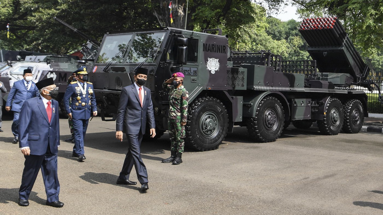 Catatan untuk TNI di HUT ke-76 & PR Panglima Baru Pengganti Hadi Catatan untuk TNI di HUT ke-76 & PR Panglima Baru Pengganti Hadi