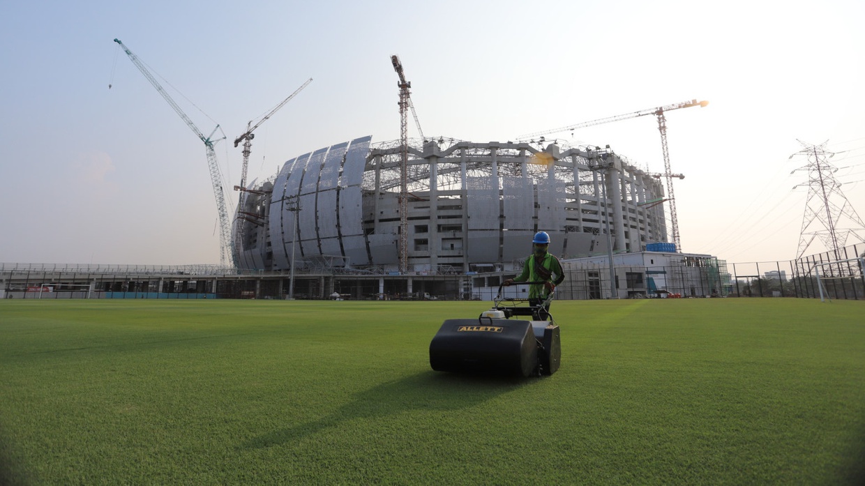Kenapa Rumput JIS Tidak Standar FIFA dan Apa Saja Jenisnya? Kenapa Rumput JIS Tidak Standar FIFA dan Apa Saja Jenisnya?