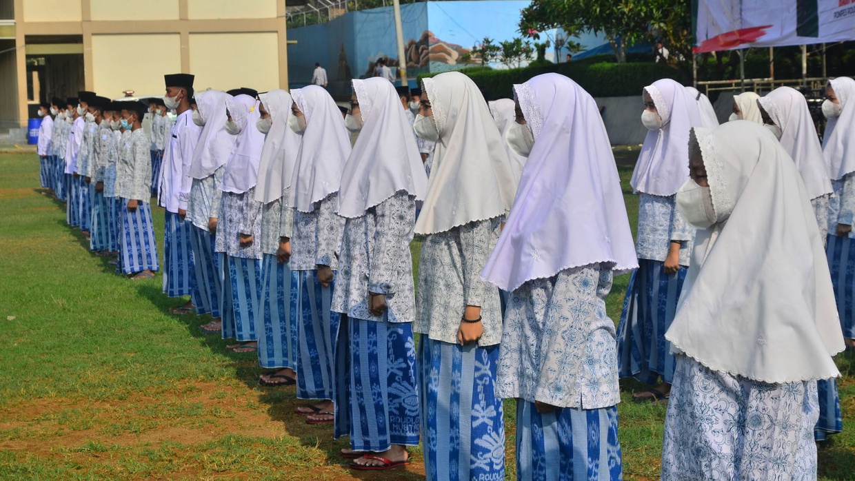 Teks Ikrar Santri untuk Upacara HSN dan Maknanya