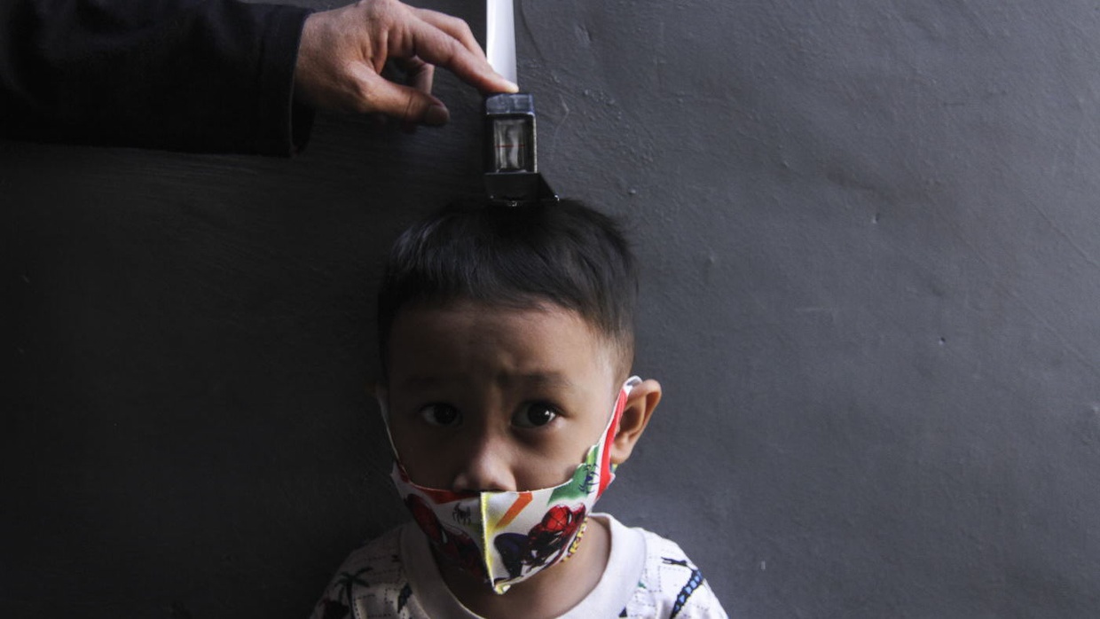 Mengenal Apa Itu Dampak Stunting pada Anak dan Ciri-cirinya Mengenal Apa Itu Dampak Stunting pada Anak dan Ciri-cirinya