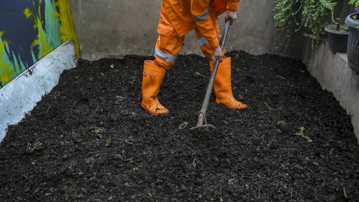 Bagaimana Cara Memanfaatkan Kotoran Ternak untuk Kompos Organik Bagaimana Cara Memanfaatkan Kotoran Ternak untuk Kompos Organik