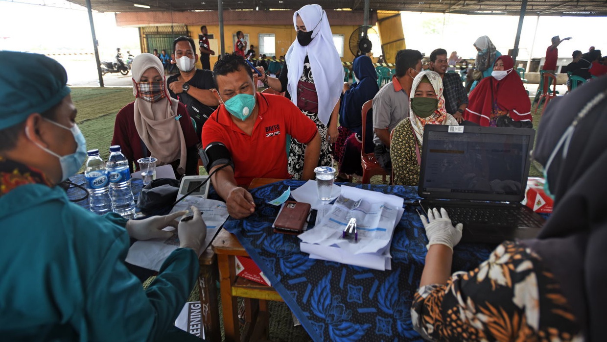 Epidemiolog FKM UI: Puncak Kasus COVID-19 di Minggu Pertama Juli