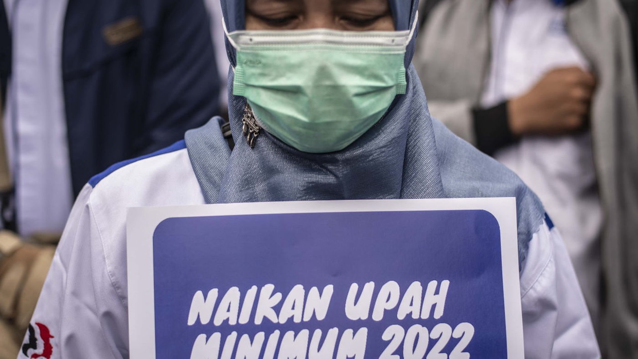 Kemenaker: Pekerja di atas 1 Tahun Harus Digaji dengan Skala Upah Kemenaker: Pekerja di atas 1 Tahun Harus Digaji dengan Skala Upah