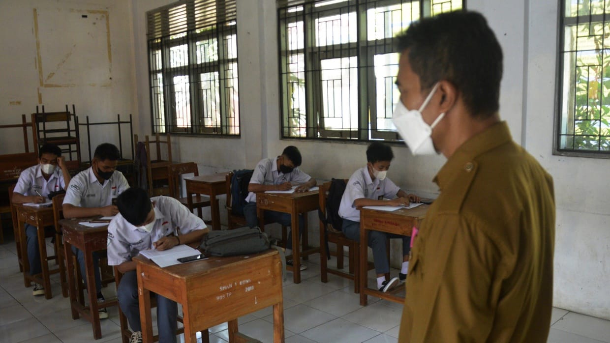 Contoh Soal Matriks MTK Kelas 11 Semester 1 dan Link Unduh PDF Contoh Soal Matriks MTK Kelas 11 Semester 1 dan Link Unduh PDF