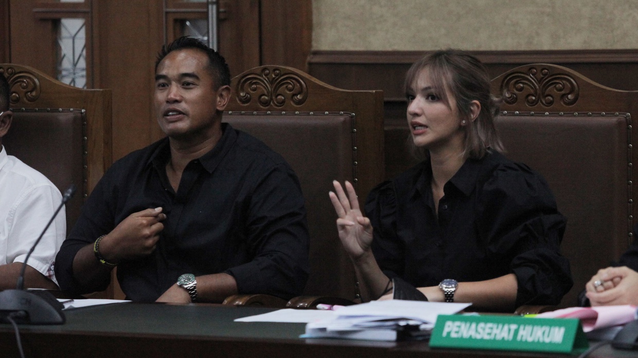 Belajar dari Kasus Nia Ramadhani: Rehabilitasi atau Pidana Penjara? Belajar dari Kasus Nia Ramadhani: Rehabilitasi atau Pidana Penjara?