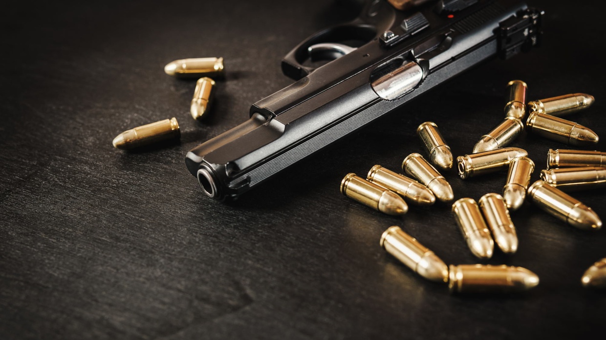 Kasus Aparat Jual Beli Amunisi di Papua: Hobi Buruk yang Berulang