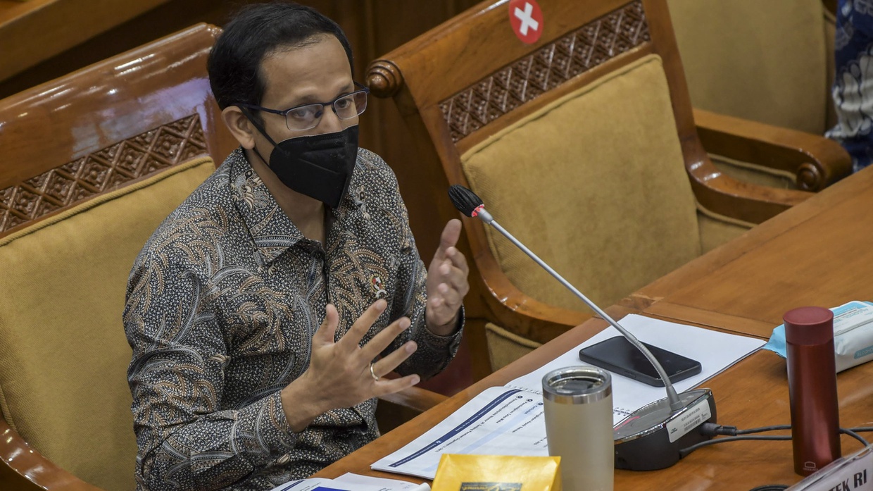 Kontroversi 400 Orang Tim Bayangan ala Menteri Nadiem Makarim