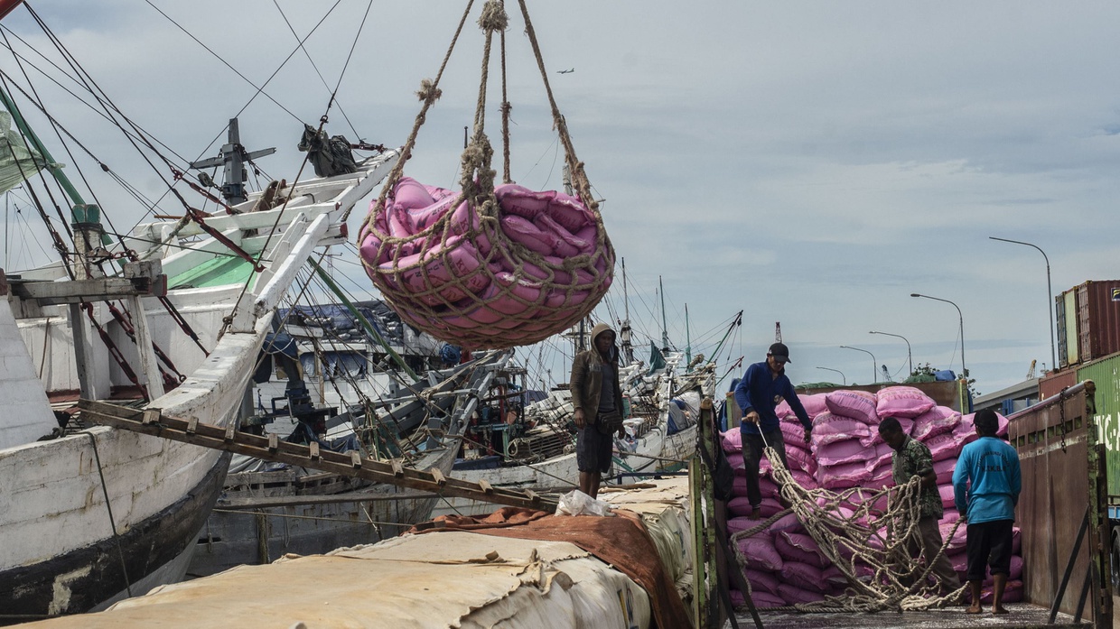 Pertumbuhan Ekonomi Indonesia Terbatas, Bertumpu Faktor Musiman Pertumbuhan Ekonomi Indonesia Terbatas, Bertumpu Faktor Musiman