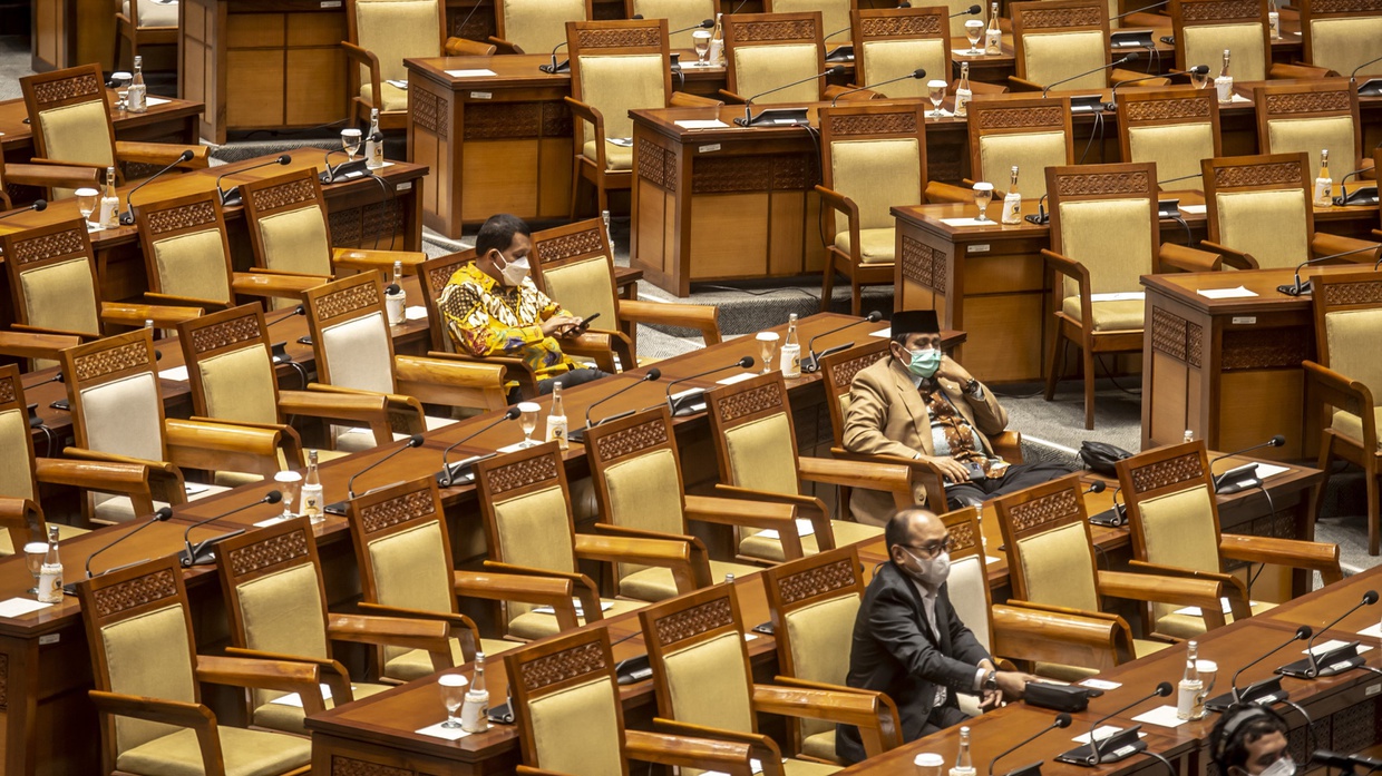 DPR Dorong Jokowi Terbitkan Perppu Pemilu 2024 DPR Dorong Jokowi Terbitkan Perppu Pemilu 2024