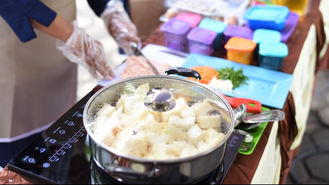 Lebih Murah Mana Pakai LPG 3Kg atau Kompor Listrik? Lebih Murah Mana Pakai LPG 3Kg atau Kompor Listrik?