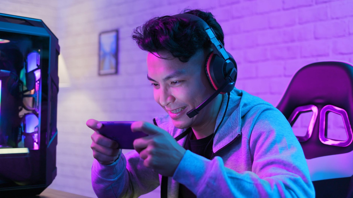 Gim Smartphone: Asal Bayar, Mudah Menang Gim Smartphone: Asal Bayar, Mudah Menang